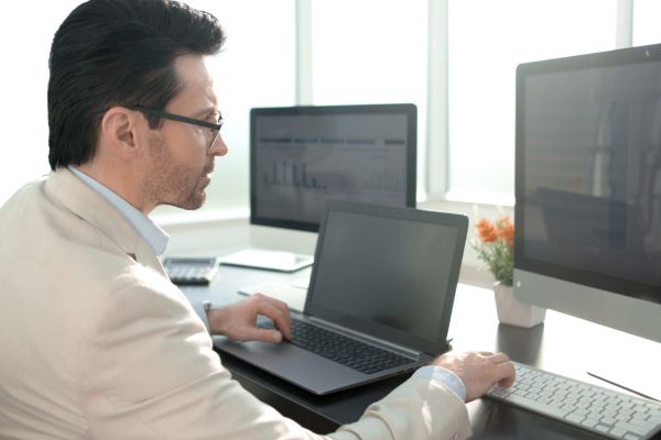 Báo Giá Phần Mềm OsMonitor Bản Quyền